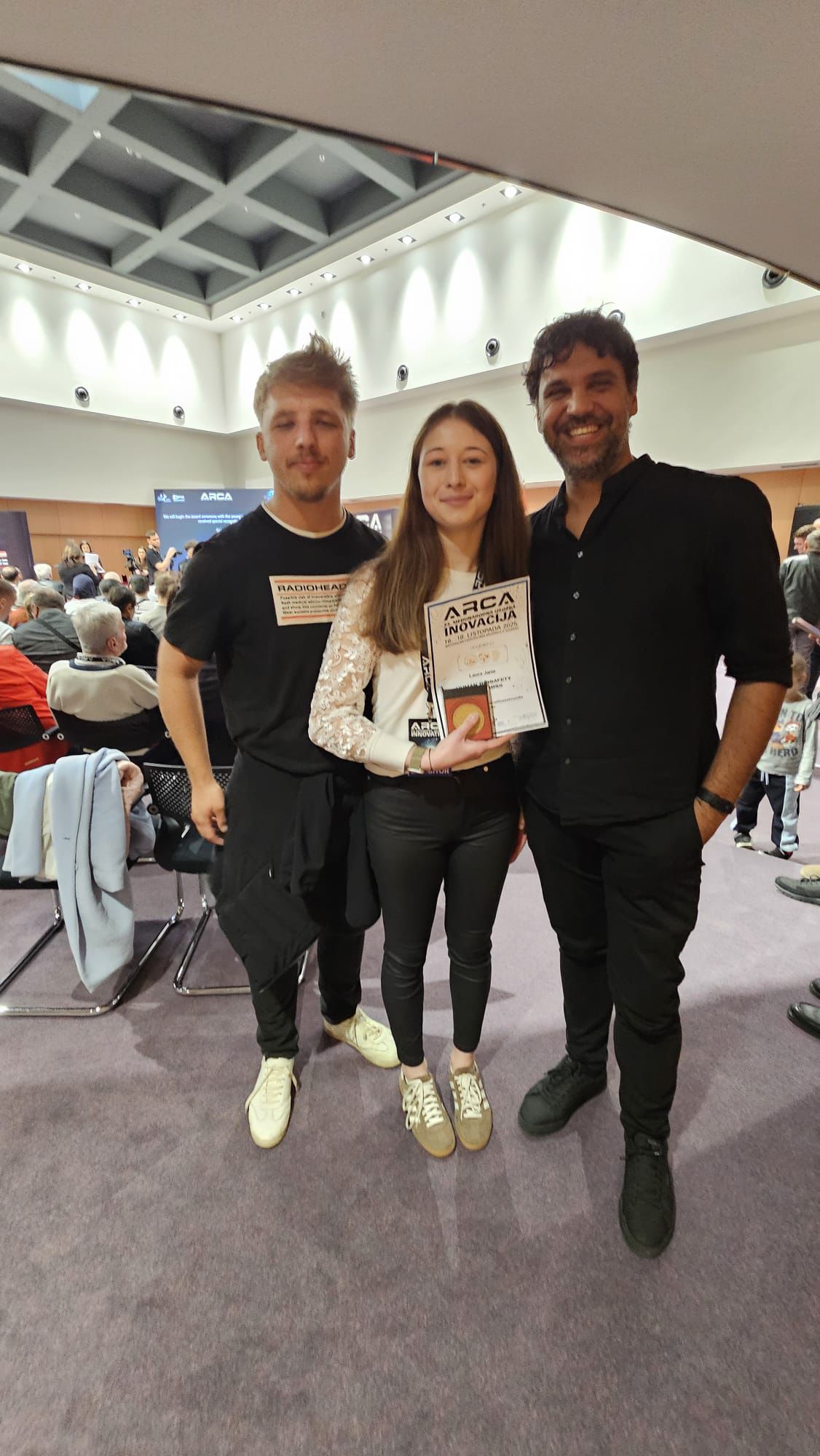 WhatsApp Image 2025-11-16 at 16.02.10